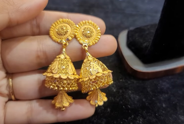 jhumka latest design of gold earrings