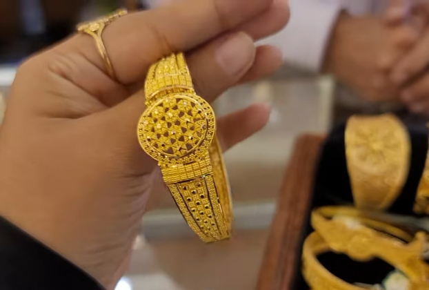 gold bangle designs