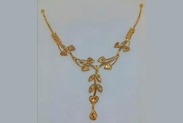 10 grams light weight gold necklace