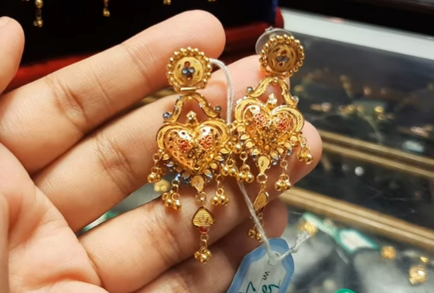 light weight gold earrings design