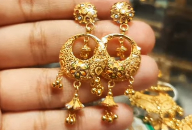 gold earrings designs