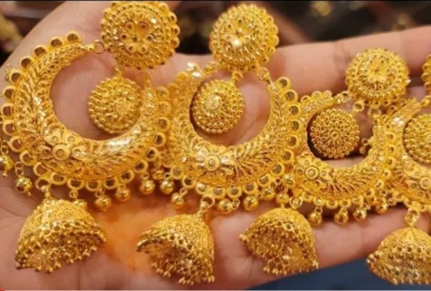 5 Tanishq Gold Bali Design | Earrings designs
