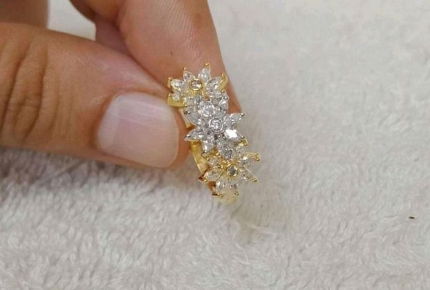 Engagement rings Gold