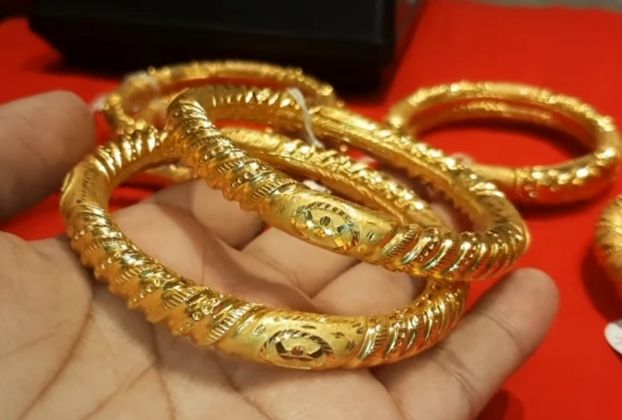 gold bangle designs in dubai