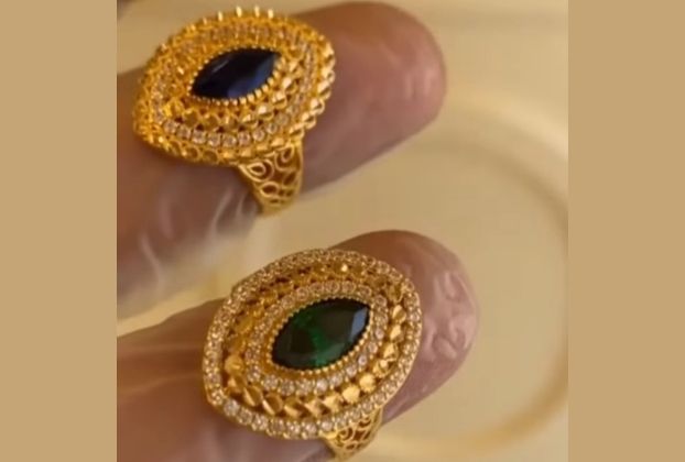 couple engagement rings tanishq