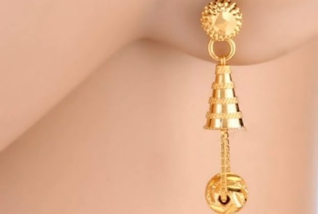 fancy 6 gm gold earrings sui dhaga design