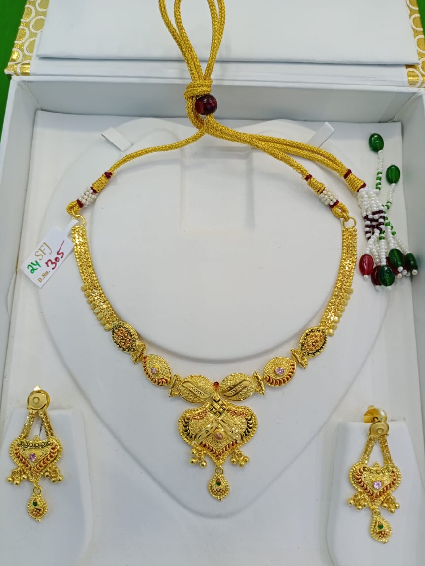 simple gold necklace designs 
