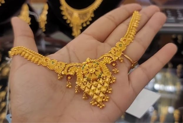 gold necklace design under 15