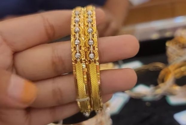 latest gold bangle design