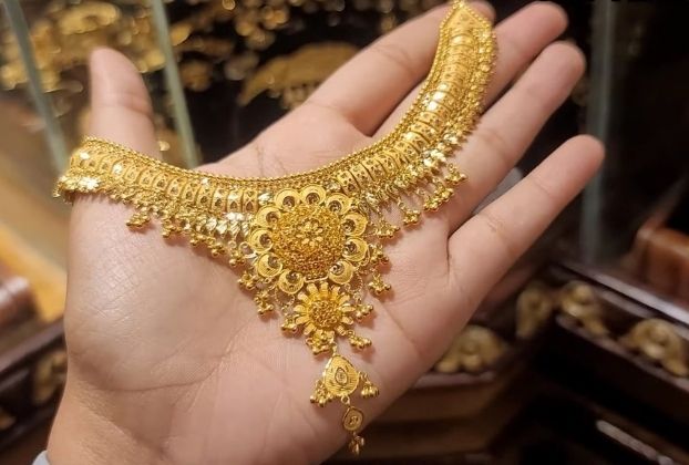 necklace design under 15 grams