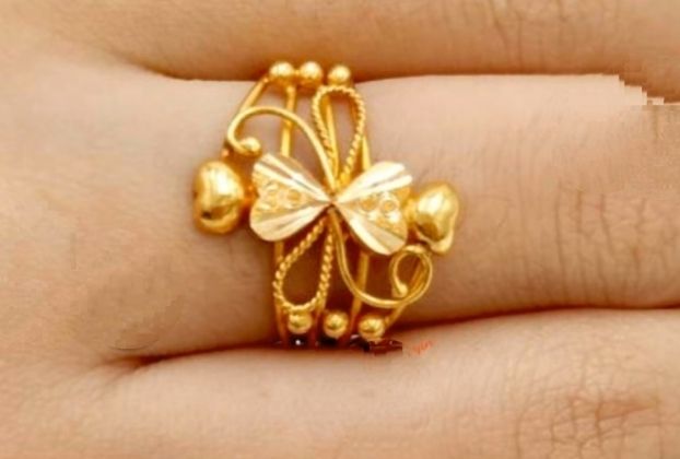 simple gold ring design for female with stone