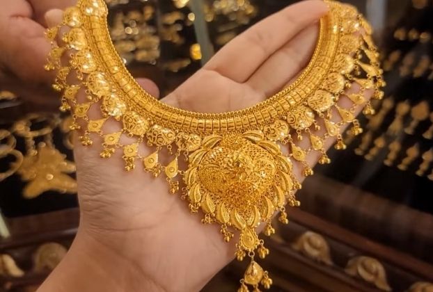 Gold Necklace designs in 40 grams With Price (1)