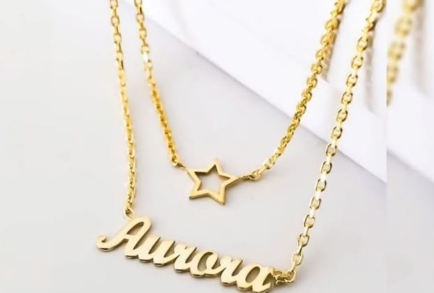 female name locket designs in gold (24)
