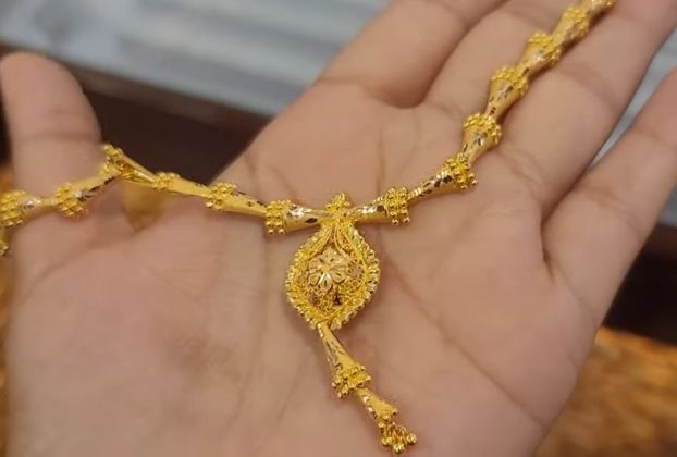 gold necklace designs for baby girl
