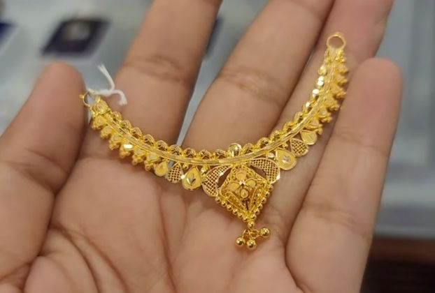 gold necklace designs for baby girl