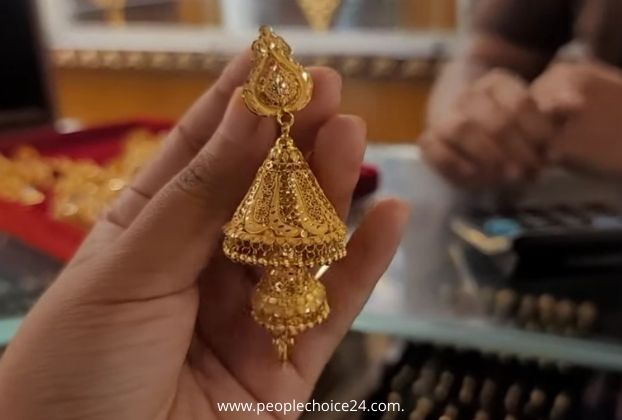 Latest traditional jhumka designs in gold