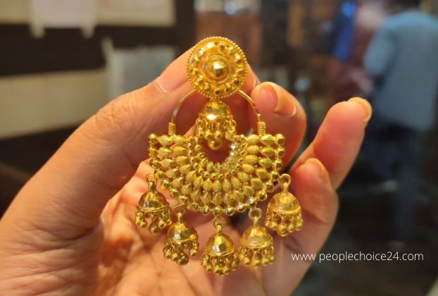 bridal jhumka designs in gold 