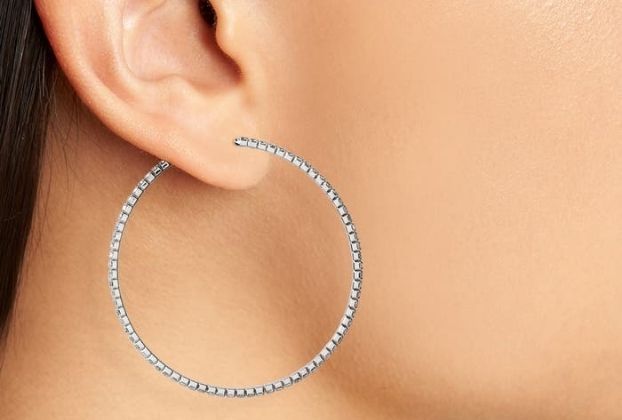 Hoop earrings for USA lady 