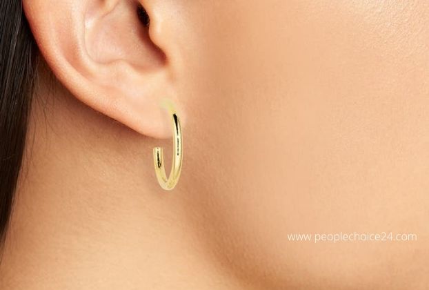 beautiful gold hoop earrings for daily use 
