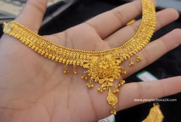 10 to 12 grams Gold Necklace designs