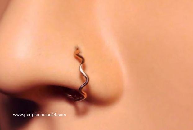 nose pin designs in gold for hottest women