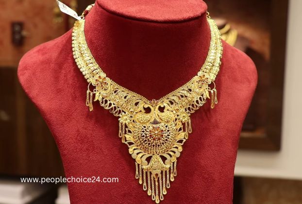 Top 8 Indian Bridal Gold Necklace Designs For Stunning Look
