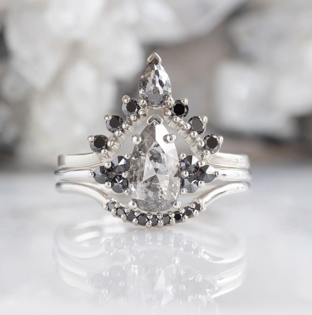 14 Unique Engagement Rings in 2023 From Couples