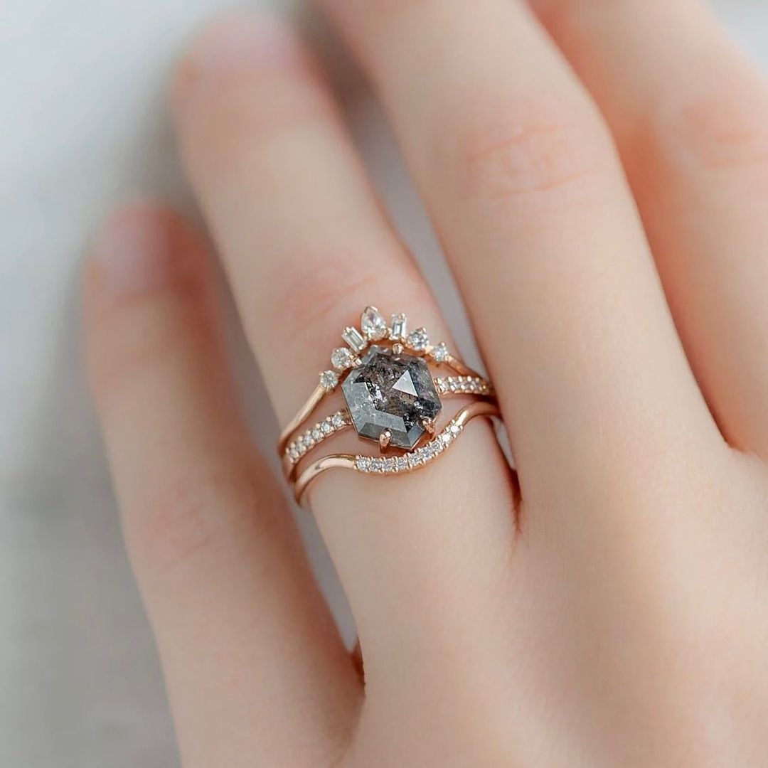 The Willow Ring with a Salt and Pepper Hexagon Diamond