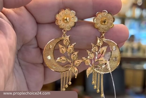 beautiful Gold earrings designs for daily use