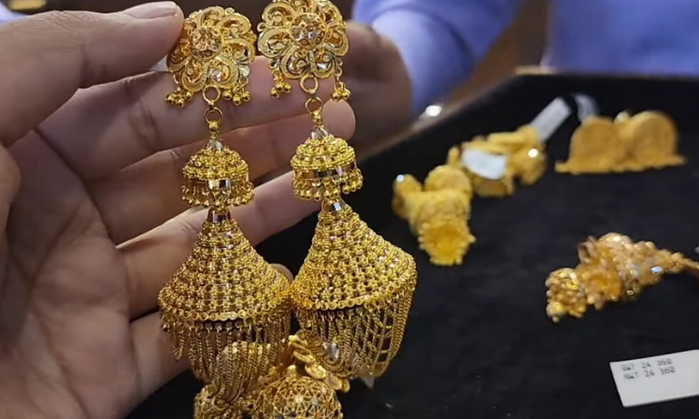 Bridal gold jhumka design
