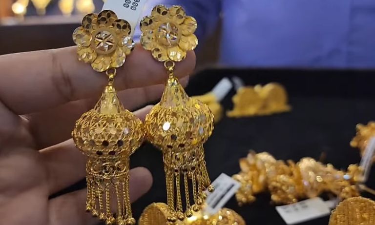 Bridal gold jhumka design