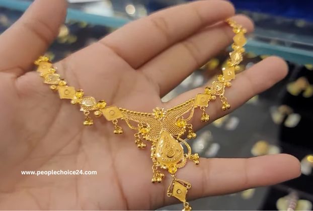 simple gold necklace for girls 