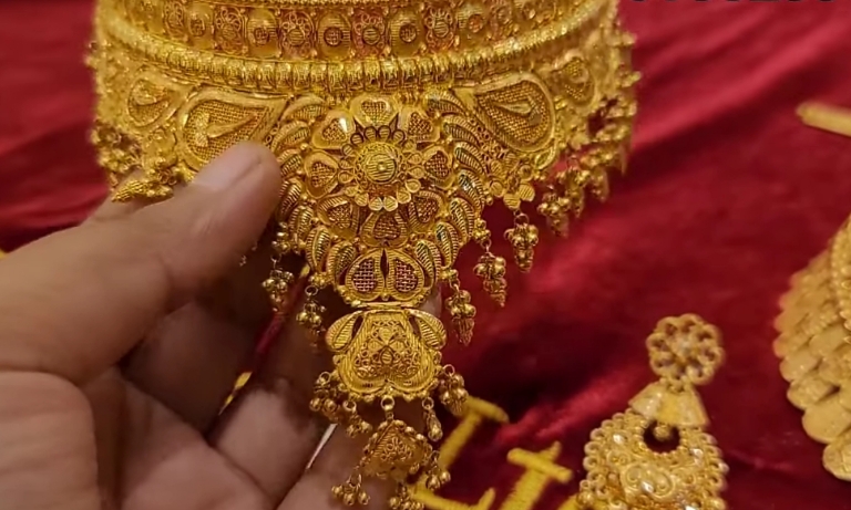 Bridal Gold Choker Necklace