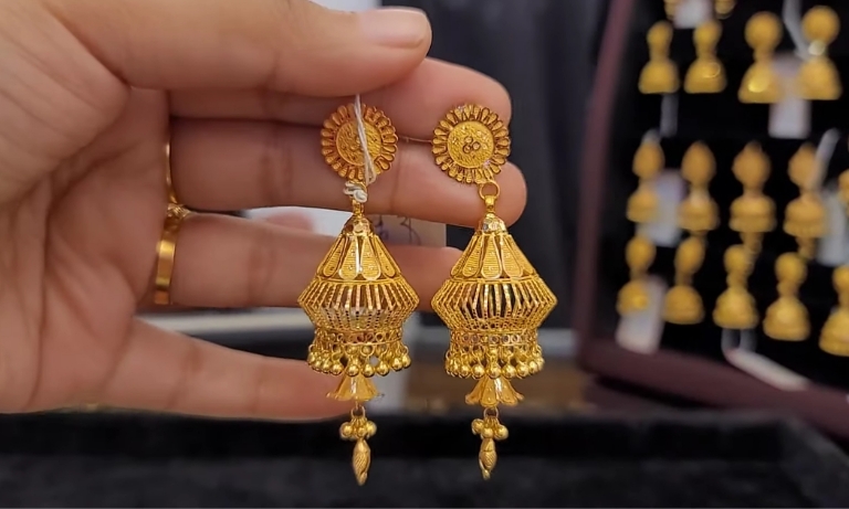 Gold jhumka design latest