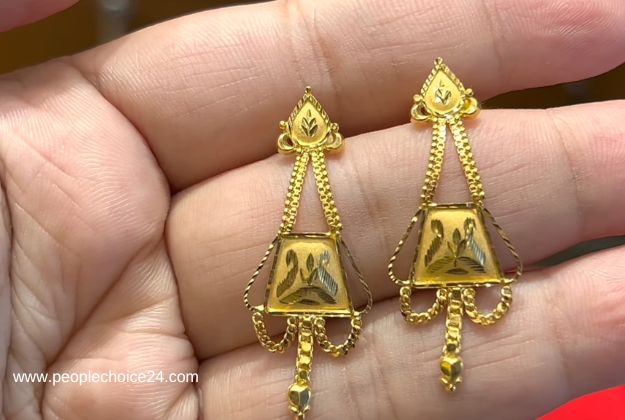 Simple latest gold earring with price 