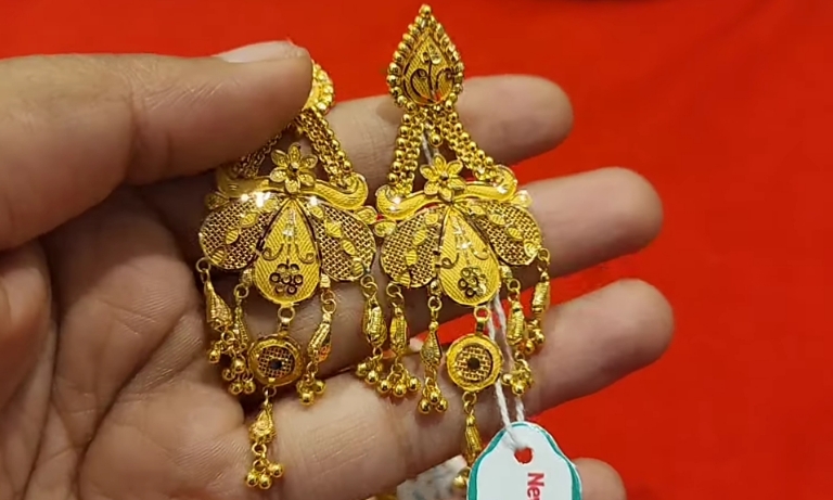 traditional gold earrings designs for female