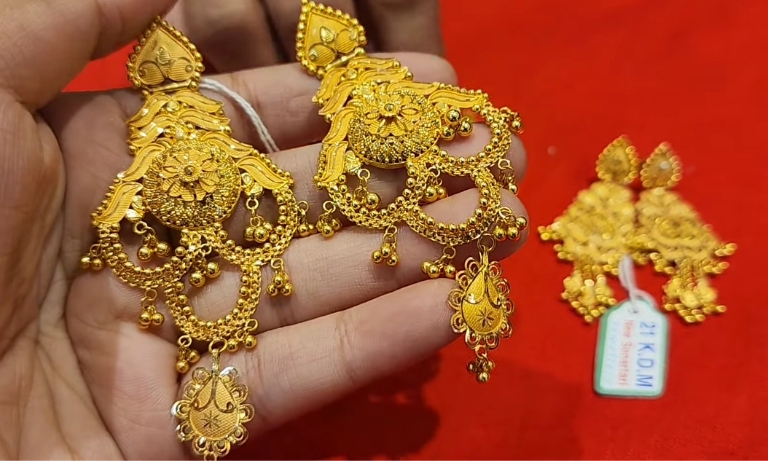 indian traditional gold earrings designs