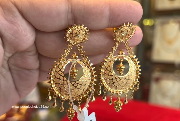 Bridal gold earrings 