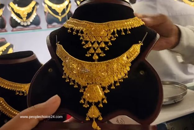 30 grams gold necklace set
