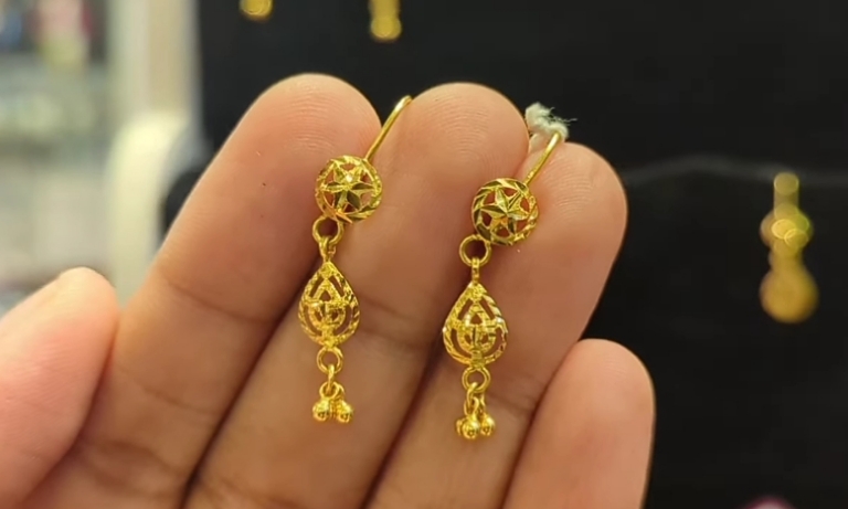 Gold Earring Jewelry