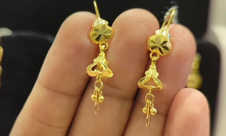 Gold Earring Jewelry