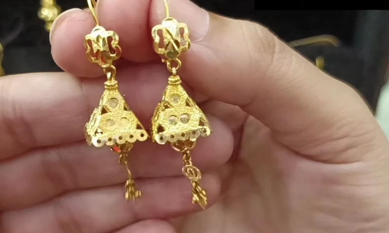 Unique Gold Jhumka Earrings