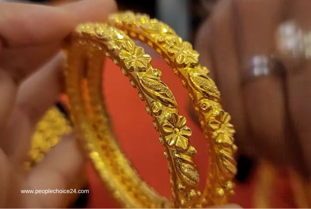 Latest gold bangle design with price 