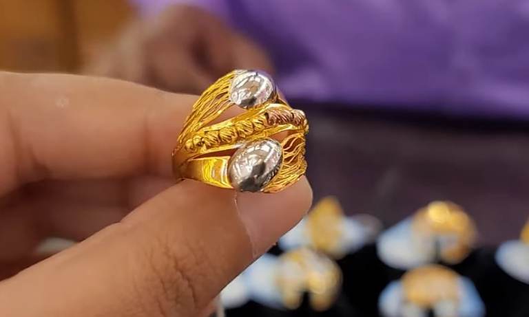 Dubai Ring design