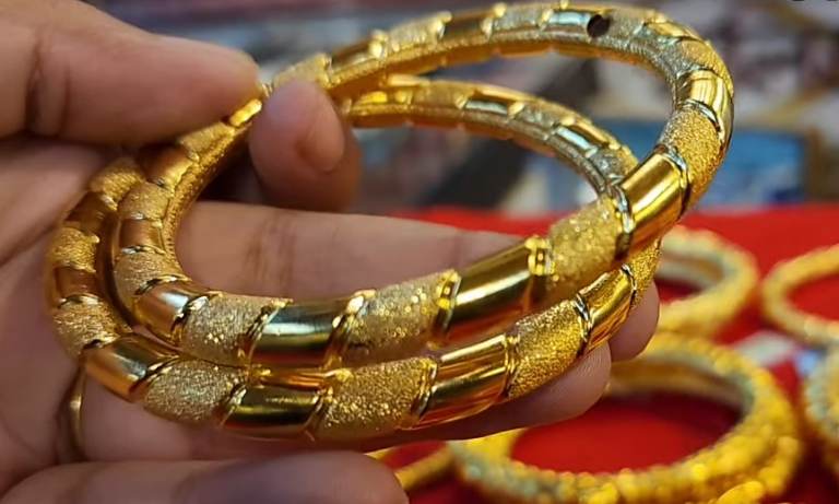 4 gram gold bangles designs with price