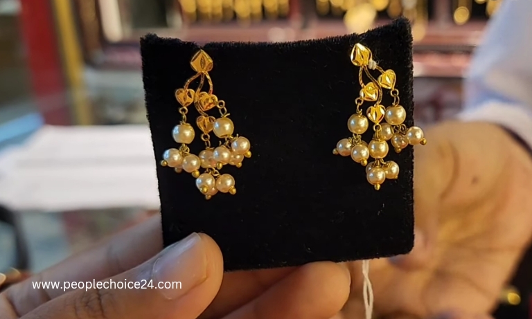 Daily Wear Gold Earrings Designs for Female