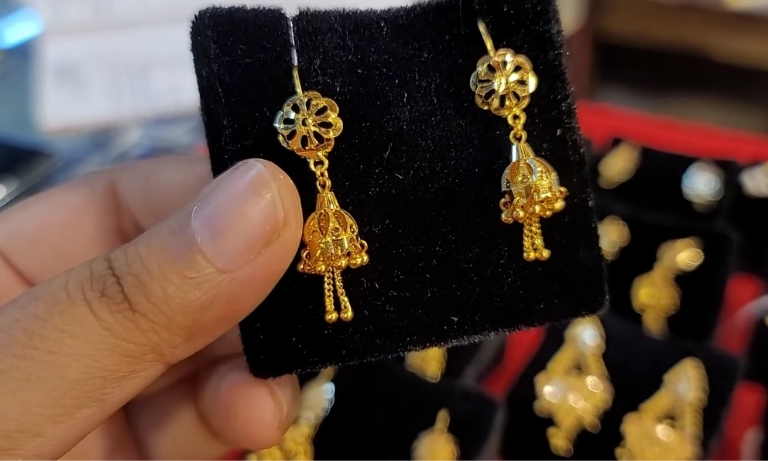 Small Jhumka Earrings