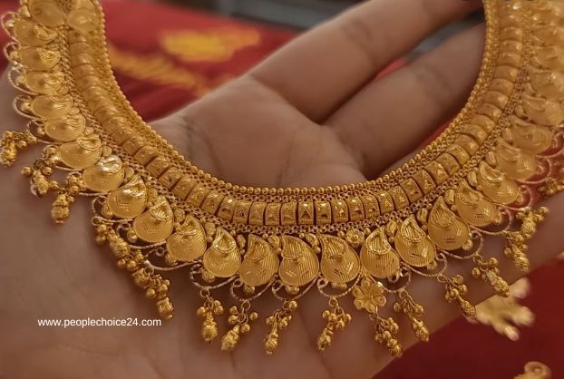 Beautiful gold necklace designs with price 