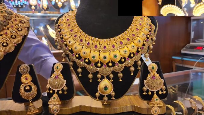 Latest bridal gold necklace designs 