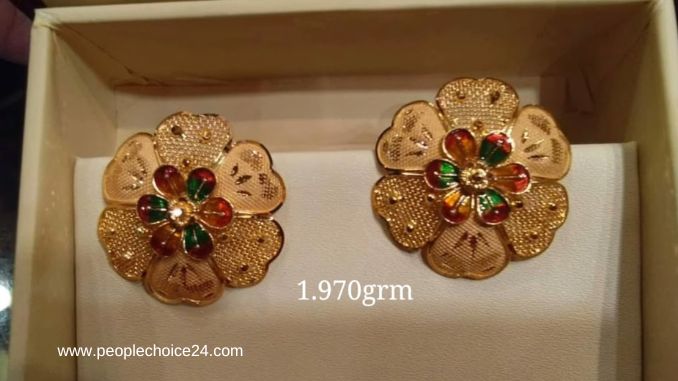 Little floral earrings tops 